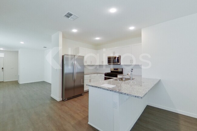 Building Photo - 32021 Katelin Cir