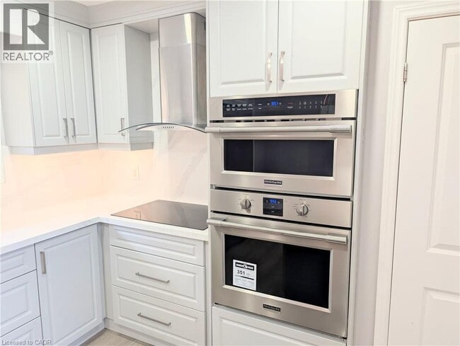 Building Photo - 132 Pine Dr