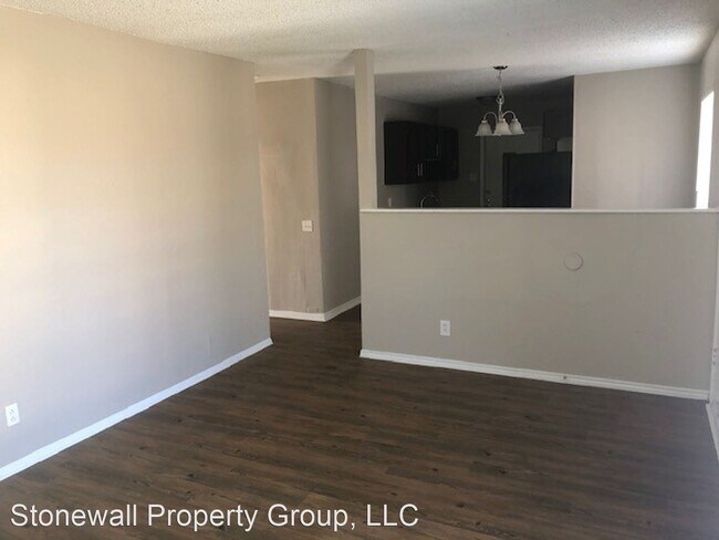 Foto del edificio - 3 br, 1 bath House - 5418 Indian Pipe Dr.