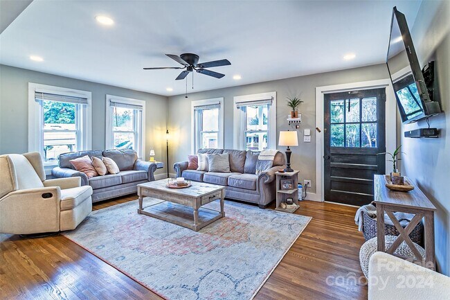 Foto del edificio - 362 Osborne Rd