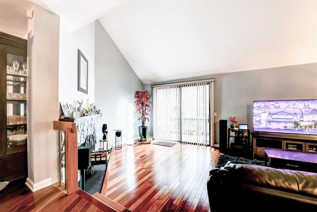 Foto del edificio - 572 Sanderling Ct