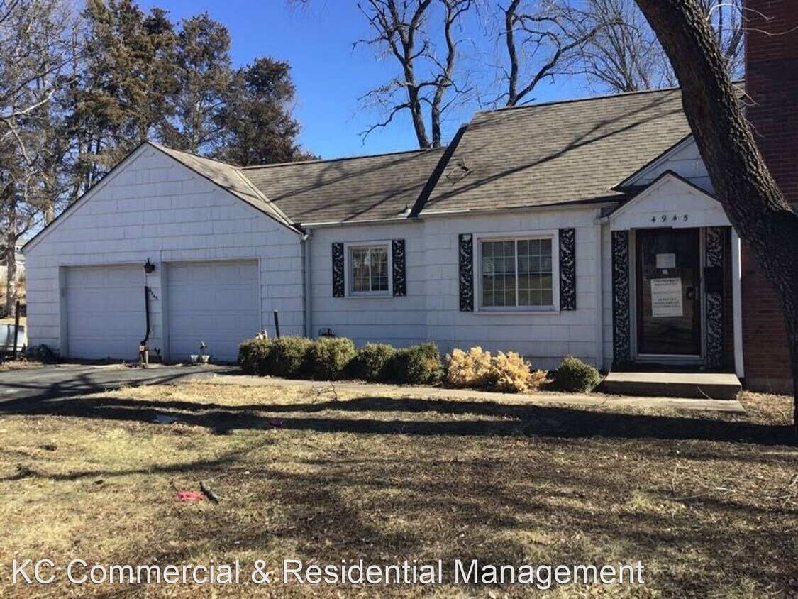 Foto principal - 3 br, 1 bath House - 4945 N Lister Ave