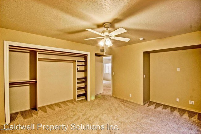 Foto del edificio - 2518 E Hale St