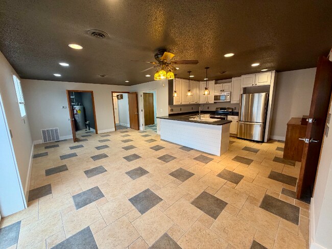 Foto del edificio - 401 3rd St