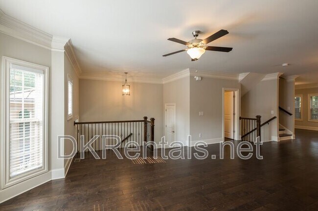 Foto del edificio - 921 Hickory Leaf Ct SE