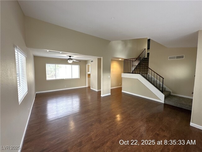 Foto del edificio - 2341 Moorpark Way