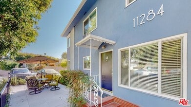 Building Photo - 11284 Montana Ave