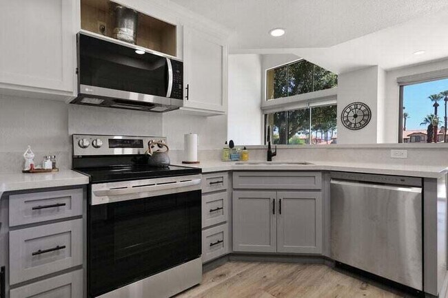 Foto del edificio - 55288 Firestone