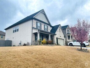 Building Photo - 4230 Miramount Overlook