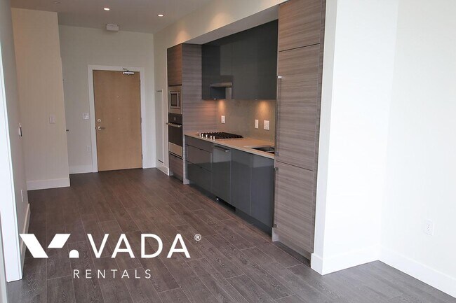 Building Photo - Mode 1 Bed Apartment Rental 618-3438 Sawmi...