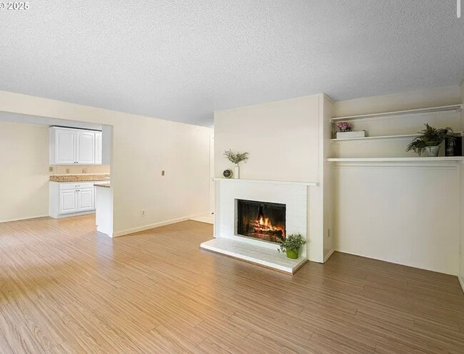 Building Photo - 7116 SW Murray Blvd