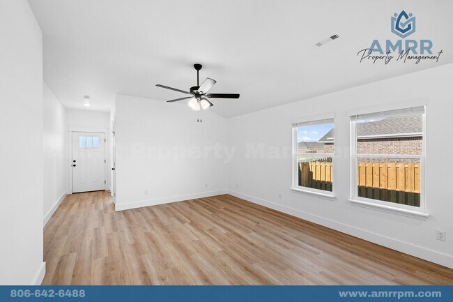 Foto del edificio - 1805 Edwards St