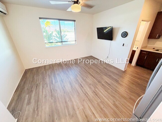 Building Photo - 91-1560-1560 Laauala St