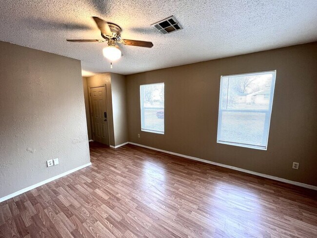 Foto del edificio - 4233 S 35th W Ave