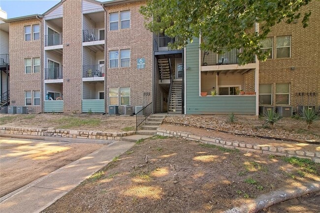 Building Photo - 12166 Metric Blvd