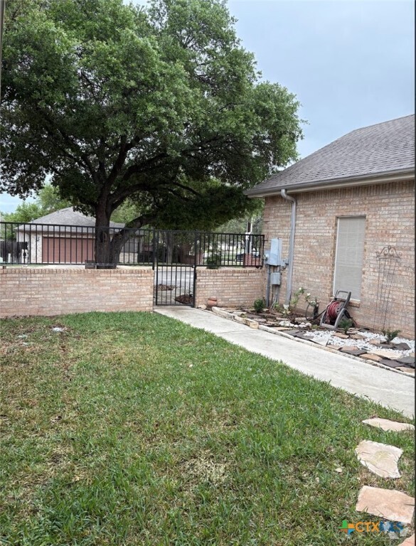 Building Photo - 1311 Arbor Cir