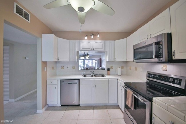 Building Photo - 2 br, 2 bath Condo - 8314 Atlanta Ave Apt 201