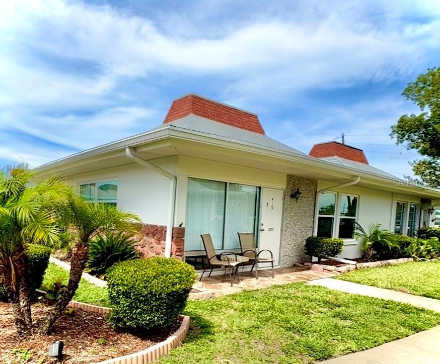 Foto principal - 4355 Tahitian Gardens Cir
