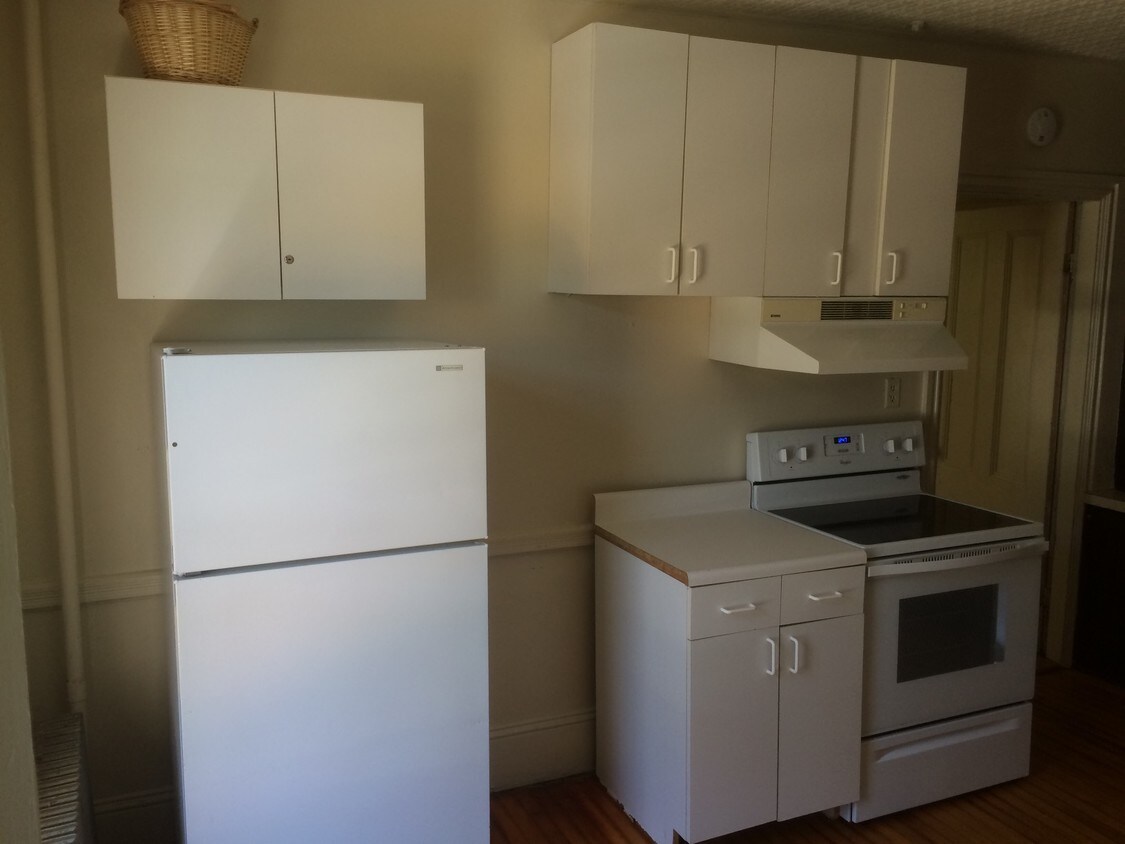 7 Brimmer St, Brewer, ME 04412 Townhome Rentals in Brewer ME