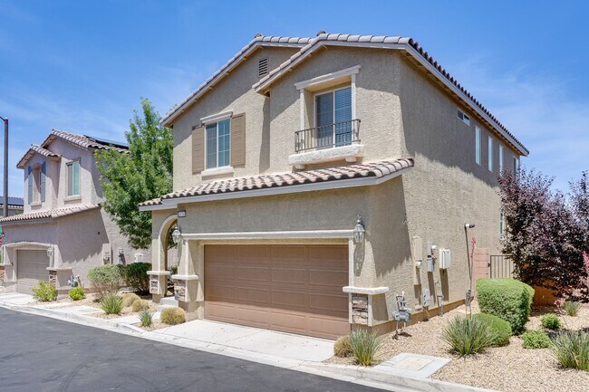 Foto del edificio - ** COMING SOON ** Modern Open-Concept Rental Home with White Shaker Kitchen Cabinets & Low-Mainte...