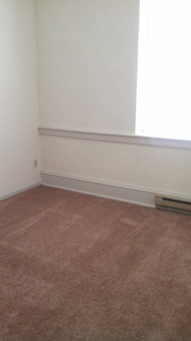 Loft 109 Bedroom - 224 E King St
