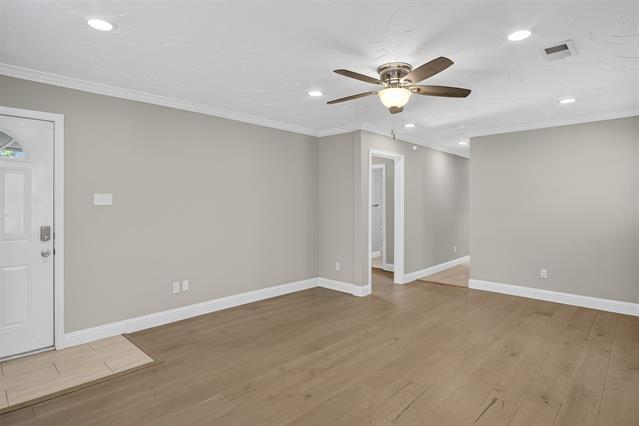 Building Photo - 4806 W University Blvd