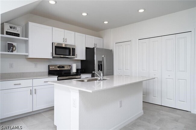 Foto del edificio - 14267 Oviedo Pl