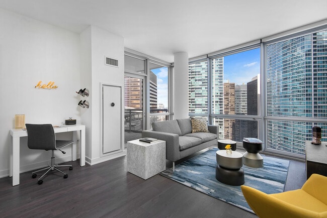 Foto del edificio - 600 N Fairbanks Ct