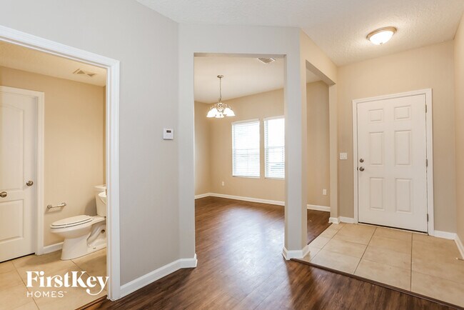 Building Photo - 16422 Magnolia Grove Way