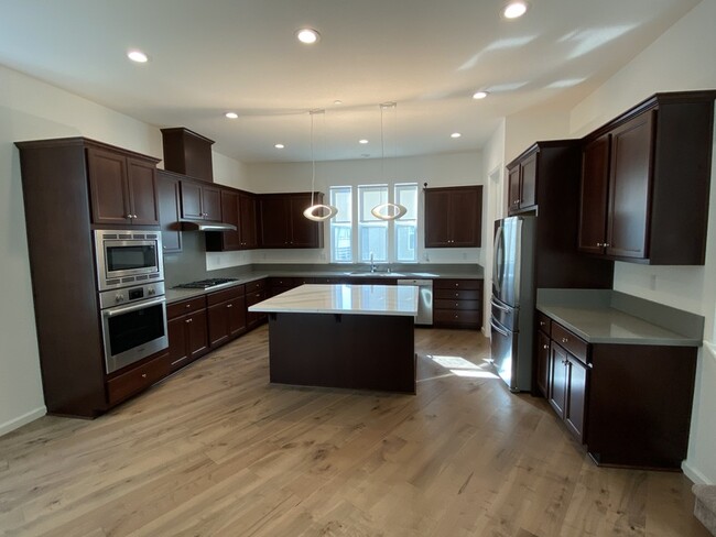 Building Photo - 5760 Barley Rd
