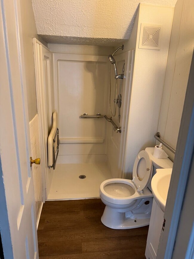Building Photo - Single family home for Rent