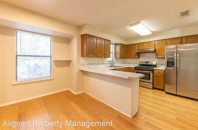 Foto del edificio - 4 br, 2 bath House - 1715 Calgary Trail