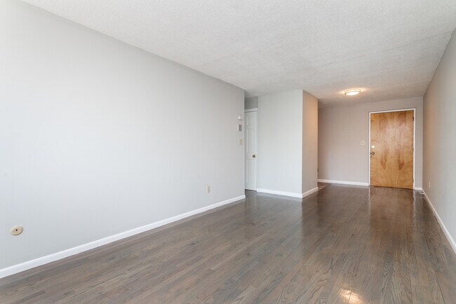 Building Photo - 14 Murdock St