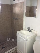 Building Photo - 746 S Lee Ave