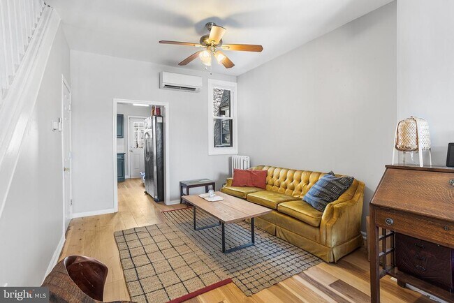 Foto del edificio - 1848 S 24th St
