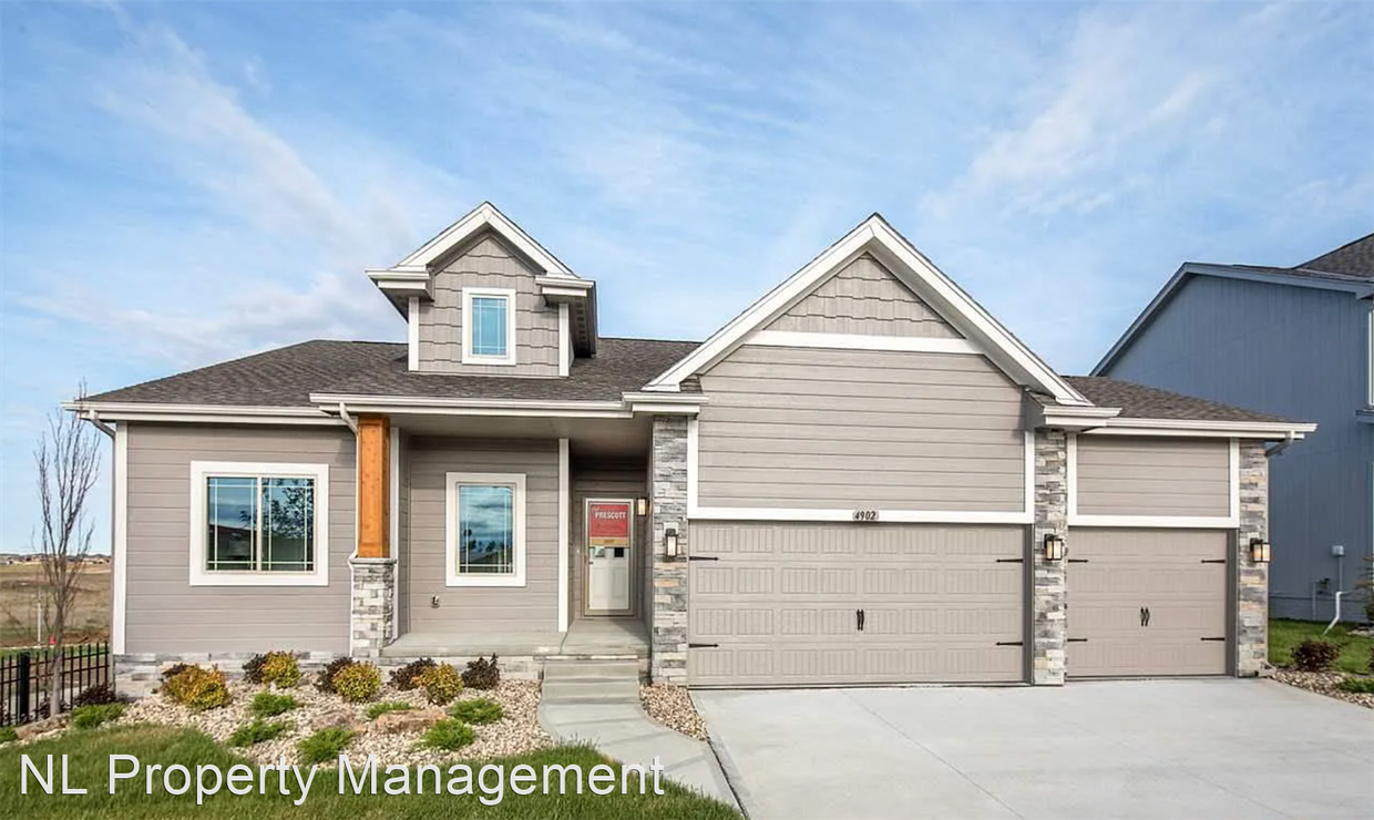 13506 S 51st St, Papillion, NE 68133 House Rental in Papillion, NE