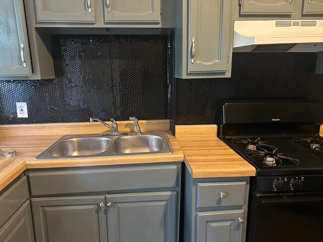 Building Photo - 78 Liberty St