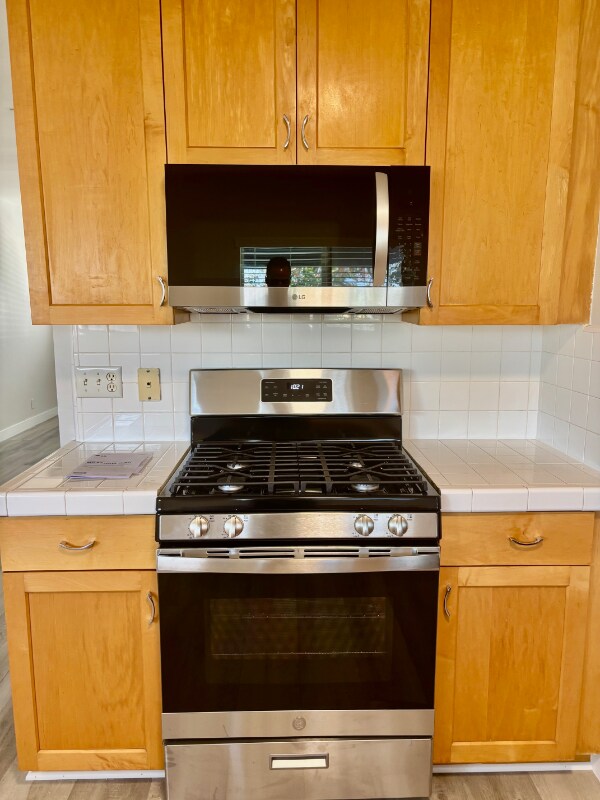 Foto del edificio - 812 Westmount Dr