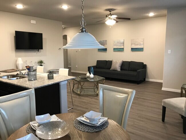 Foto del edificio - 605 Cottage Row