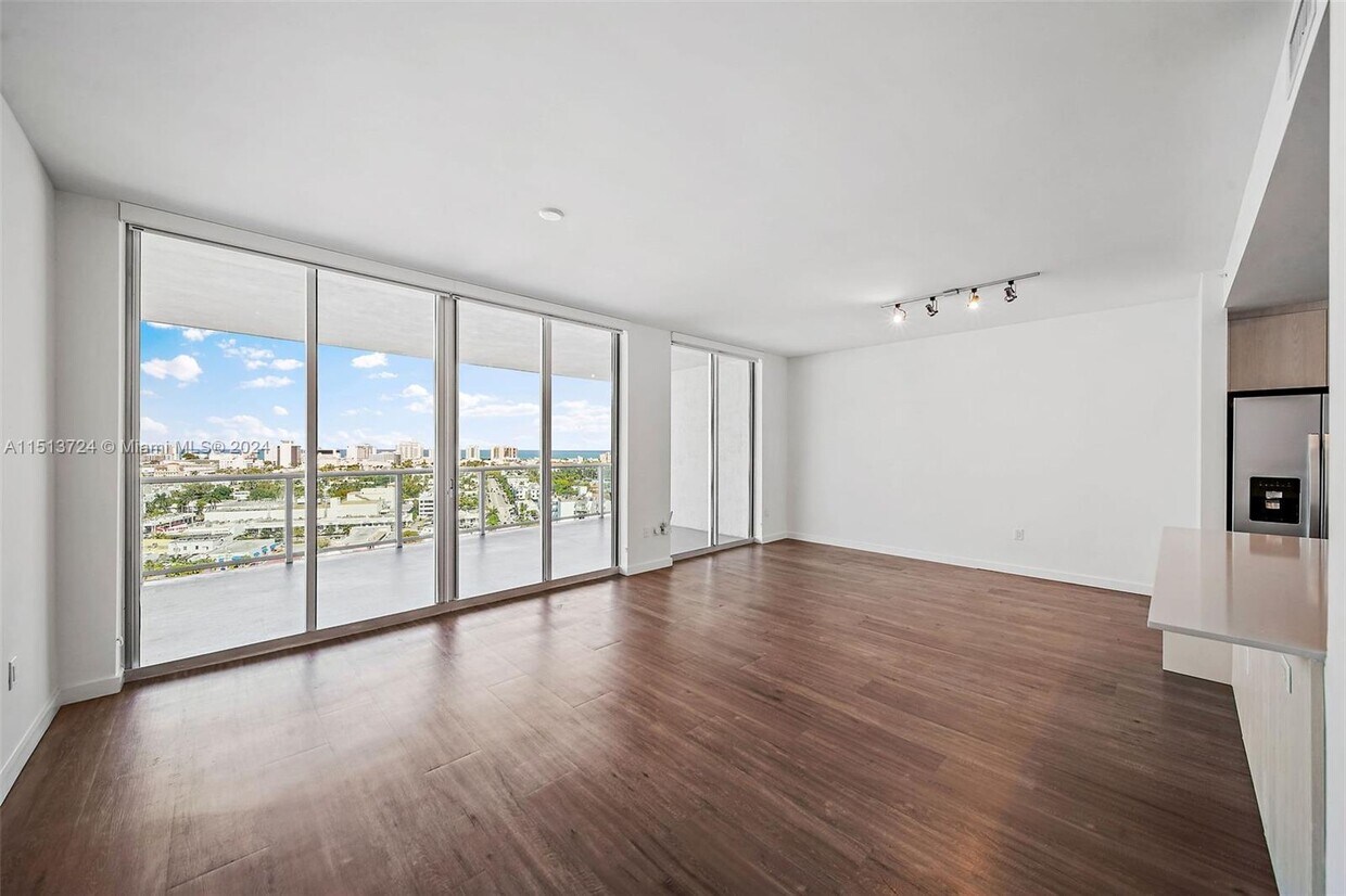 Foto principal - 1500 Bay Rd