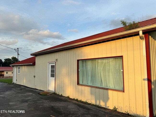 Foto del edificio - 5521 S York Hwy