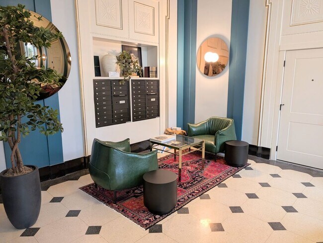 Foto del edificio - 1453 Maple Ave