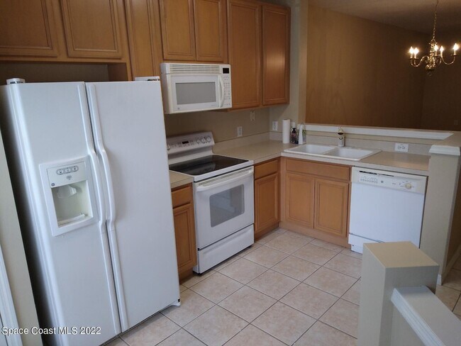 Building Photo - 1321 Hampton Park Ln