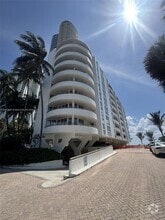 Building Photo - 15645 Collins Ave
