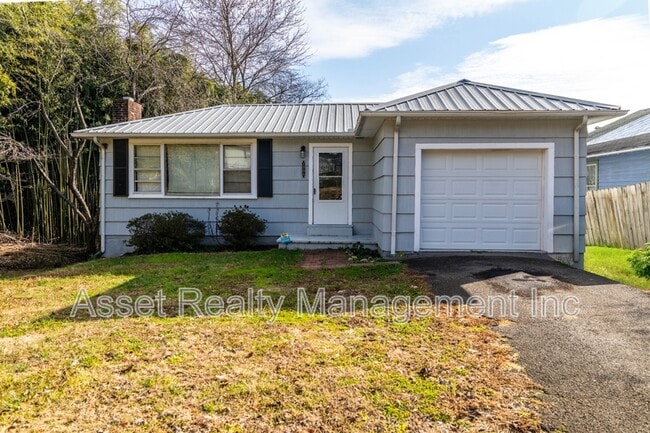 Building Photo - 1006 Freemason St