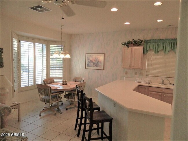 Foto del edificio - 14311 W Colt Ln