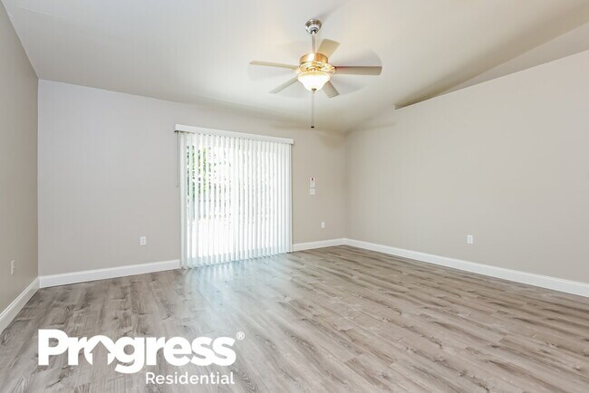 Building Photo - 4207 Mendenwood Ln