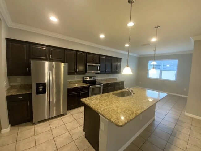 Building Photo - 1016 Hermosa Way