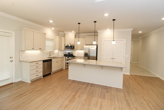 Photo - 267 S Coventry House