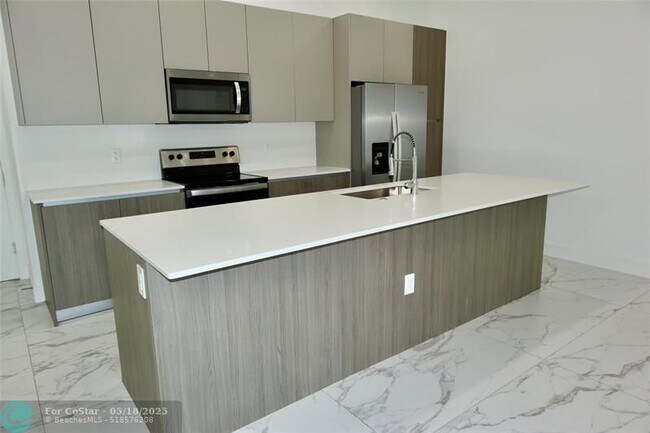 Foto del edificio - 4224 NE 7th Terrace